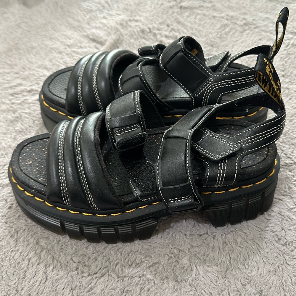 Black Dr Marten platform Sandel in size 6